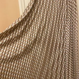 Long maxi geometric design skirt